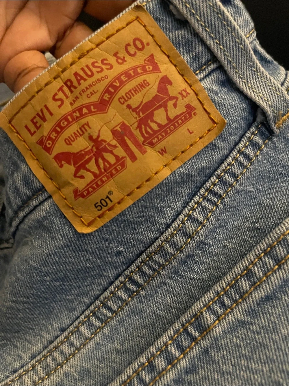 LEVI’S 501 Women’s High-Rise Light Blue Mid Thigh Denim Cutoff Shorts Sz 31 NWOT